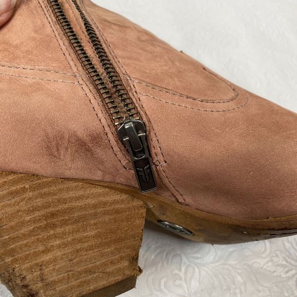 Frye Women’s 7.5 Reina Booties READ WEAR - Picture 9 of 16